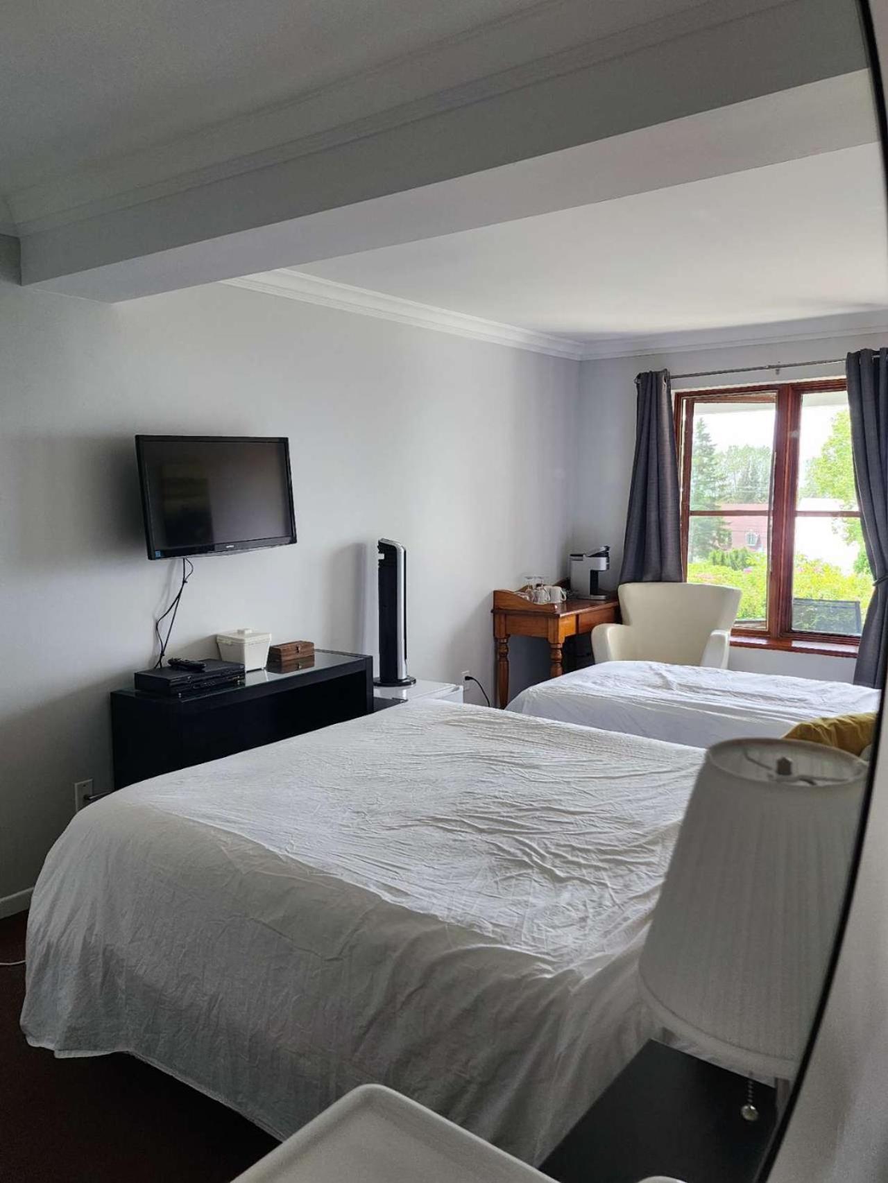 Auberge Des Nuages La Malbaie Zewnętrze zdjęcie